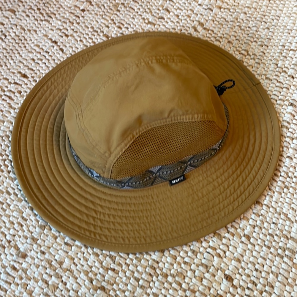 Unisex REI sun hat. Size S/M.